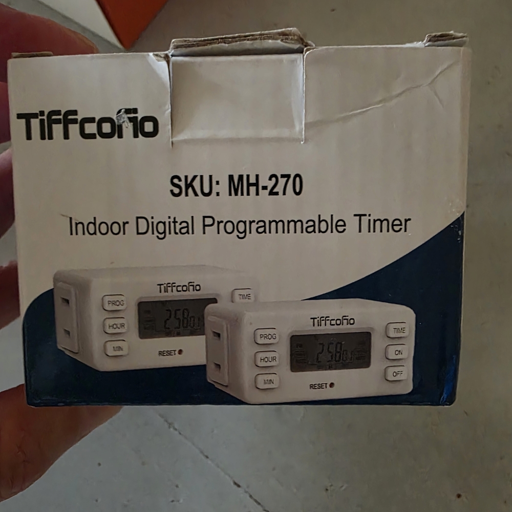 Indoor Digital Programmable Timer - White